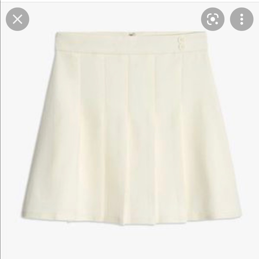 NWT  weworewhat Cream pleated tennis skirt with built in shorts